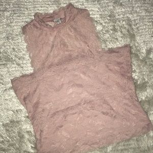 Guess Baby Pink Lace Top💓